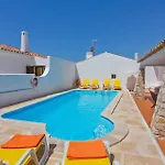 Aveiros By * Albufeira